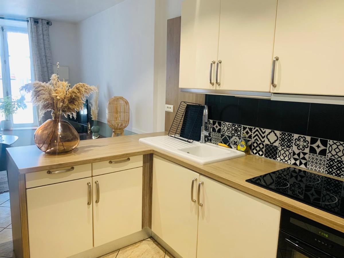 La Roseraie De L Arguenon, Appartement Charmant Centre Ville Jugon-les-Lacs Eksteriør bilde